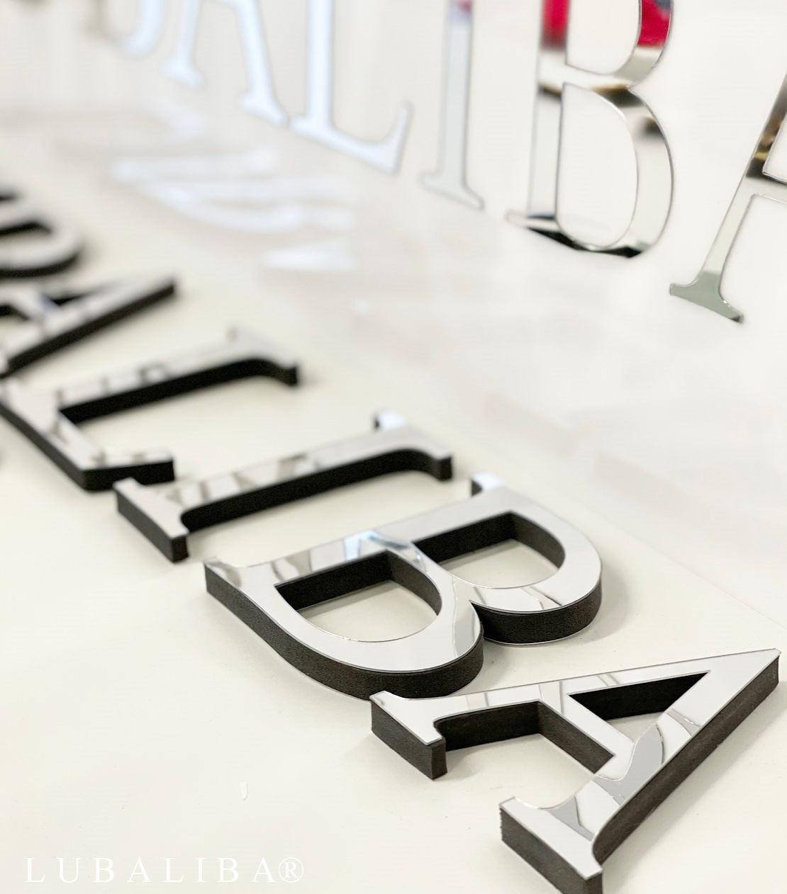 3D Buchstaben aus Acryl Deko/Werbung in Silber – B2B Lubaliba
